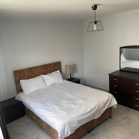 Grand Apart Taksim 3*